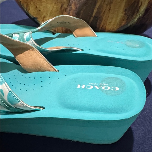 Sold - Picture 4 of 8